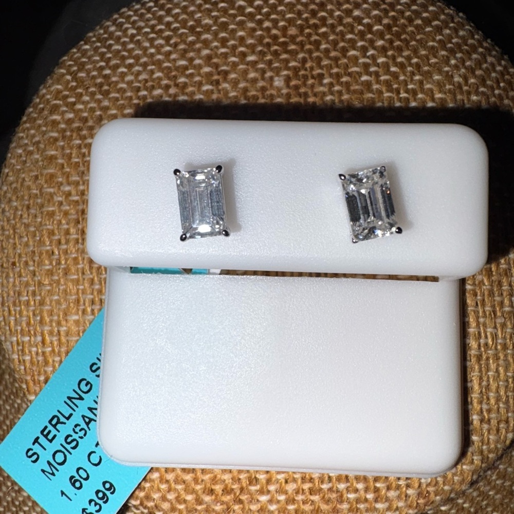 Solid Sterling Silver 1.6 Carat VVSD Emerald Cut Earrings - Picture 3 of 5